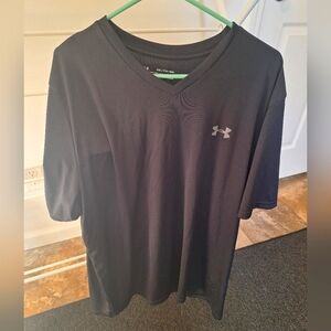 Black Under Armour T-shirt